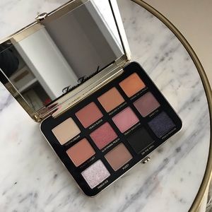 Too Faced Makeup - Too Faced White Peach π Eyeshadow Palette Too Faced Makeup - Too Faced White Peach π Eyeshadow Palette